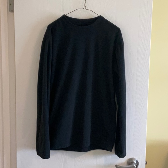 3/$20 item - driWear Microfleece base layer - Picture 2 of 6